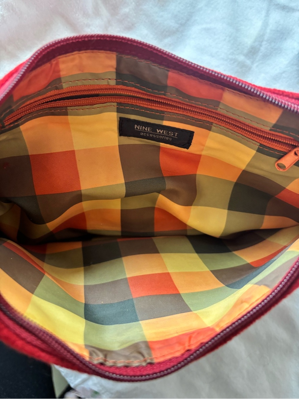 Vintage Nine West Red Fabric Shoulder Bag – Classic Y2K Minimalist Purse - Picture 4 of 4